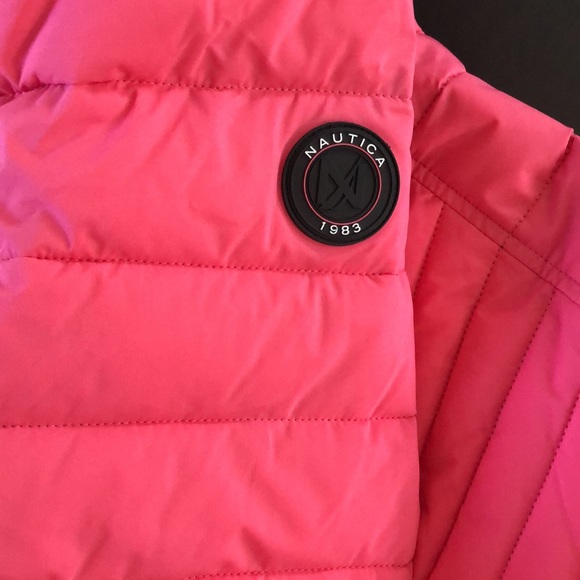 Nautica Women’s hooded stretch packable puffer coat. Large Brand new with tags - Picture 9 of 9